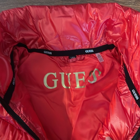 Guess puffer jacket size L New - Picture 2 of 3